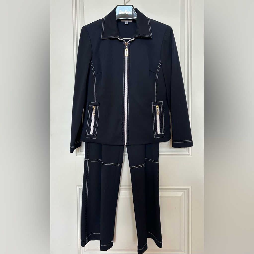 St. John Sport By Marie Gray Navy Zip-Up Jacket And Pants Set